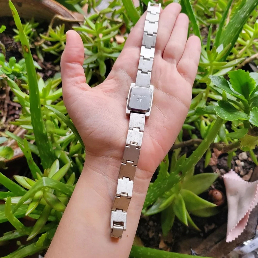 Classic Silver Quartz Watch